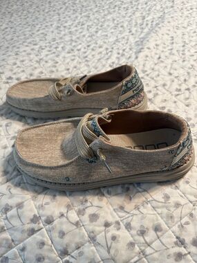 Casual Slip-On Hey Dude Canvas Shoes in Beige 10